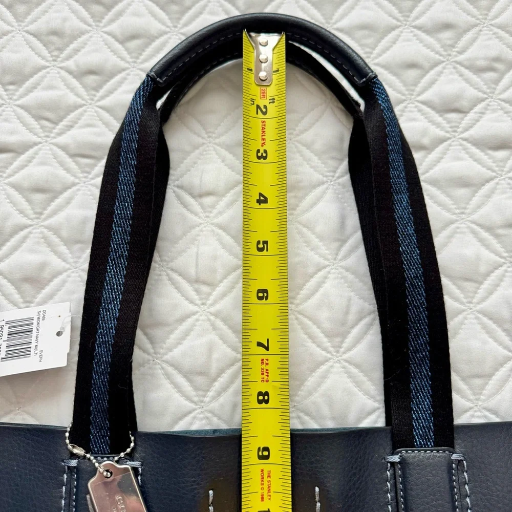 NWT Coach Derby Tote Bag Embossed Horse Carriage Silver/Midnight Navy Multi - Picture 4 of 13